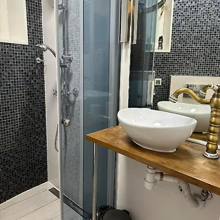 Centre Wielopole Apartment *